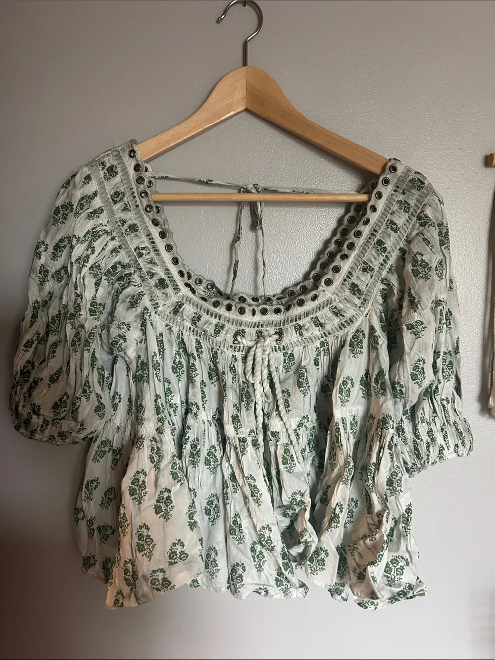 Anthropologie Cream and Green Floral Peasant Blouse